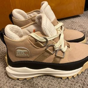 Sorel Booties Brand New